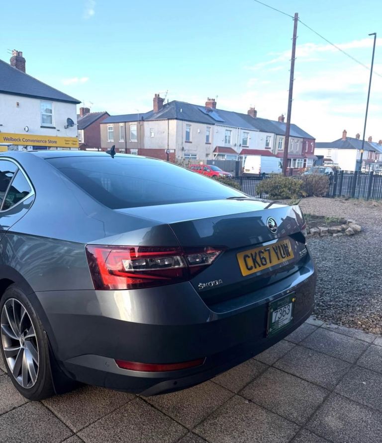 Škoda Superb Laurin & Klement 2017