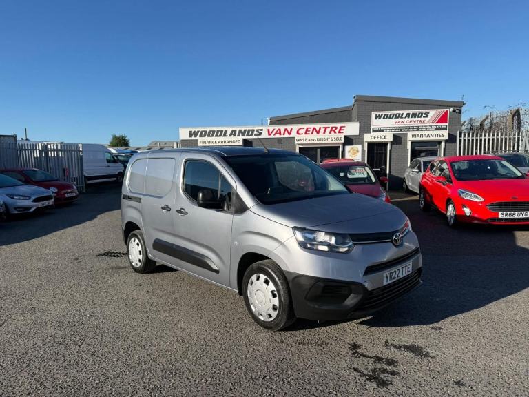 2022 ON 22 PLATE TOYOTA PROACE CITY ACTIVE 1.5 TD 100BHP L1H1 69K ULEZ FREE ZONE