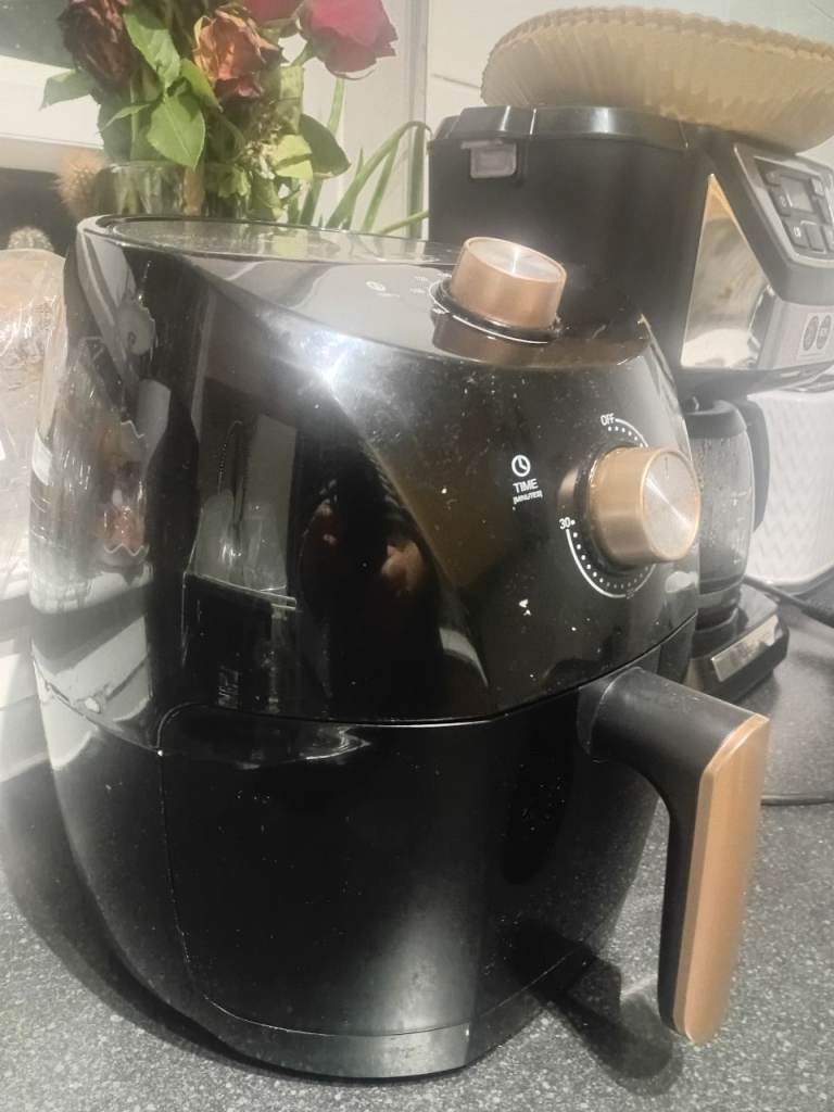 Spacious double room with balcony good bus connection 