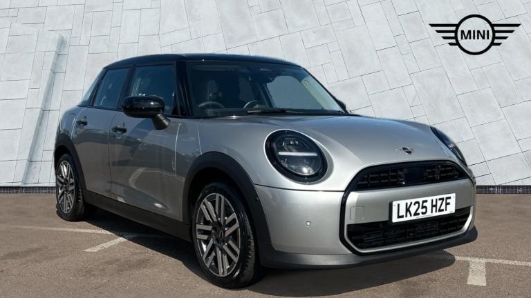 2025 MINI Cooper 1.5 C Classic 5dr Auto HATCHBACK PETROL Automatic