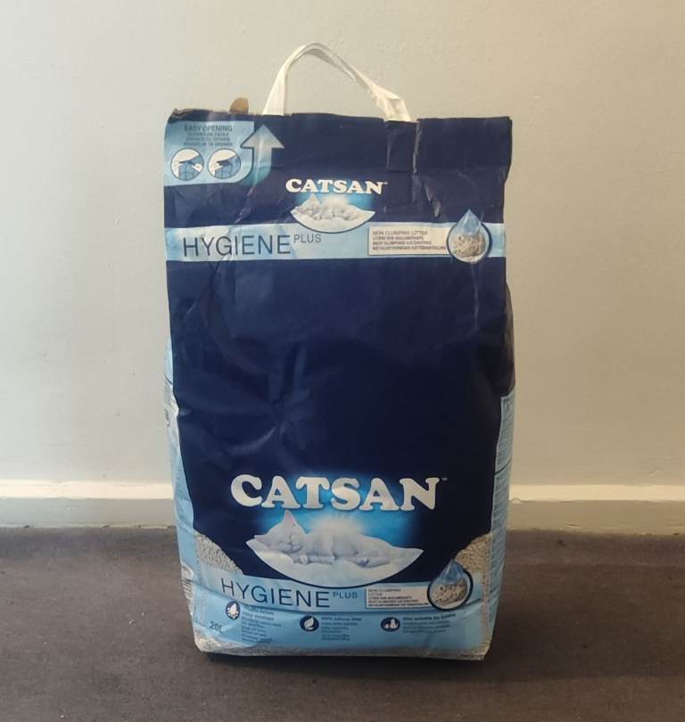 NEW 20L Catsan Litter