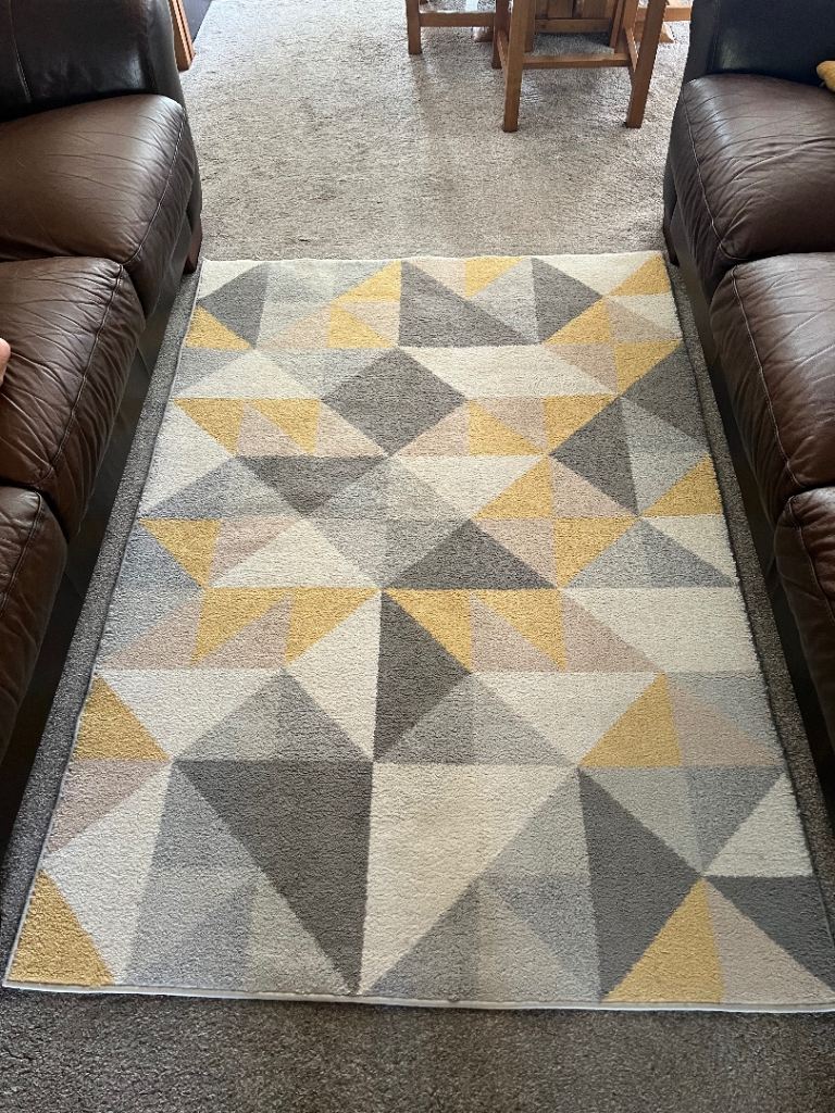 Geometric Patterned Area Rug – Grey, Yellow & Cream