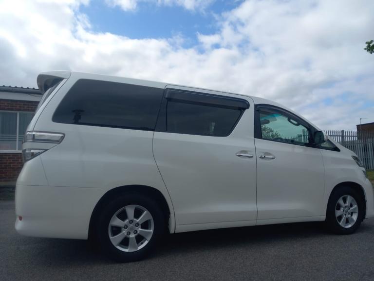 2012 Toyota Vellfire 2.4 Automatic Luxury People Carrier MPV Petrol Automatic