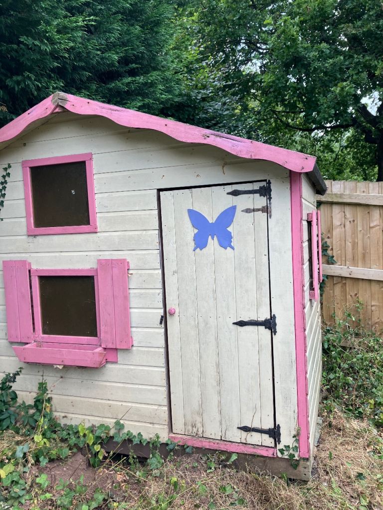 Children's Wooden Garden Playhouse – Needs a Little TLC