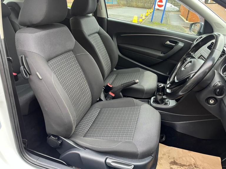 2015 Volkswagen Polo 1.0 SE 3dr HATCHBACK Petrol Manual