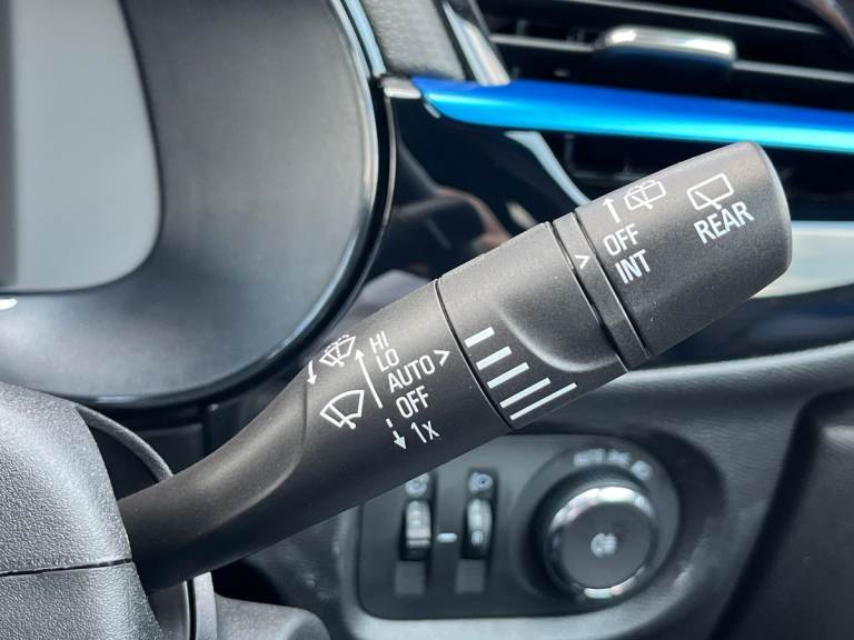  Vauxhall Corsa 1.2 Turbo Yes Hatchback 5dr Petrol Manual Euro 6 s/s 100 Ps