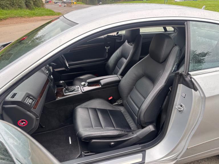 2010 Mercedes-Benz E Class E250 CGI BlueEFFICIENCY SE 2dr Tip Auto COUPE Petrol Automatic