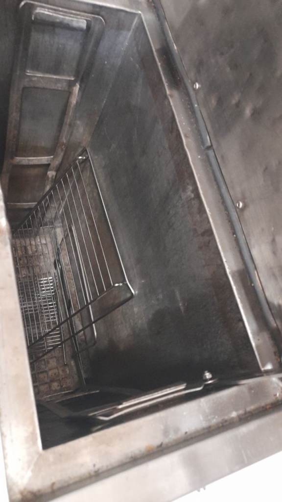 Deep tank 