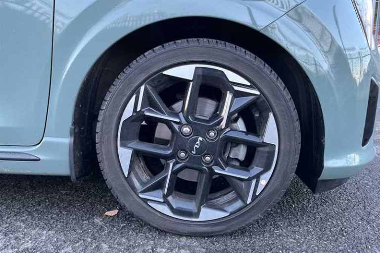 2024 Kia Picanto 1.2 GT-line S 5dr Auto HATCHBACK PETROL Automatic