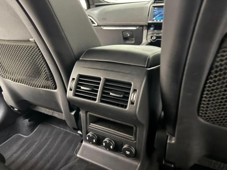 2019 Jaguar F-Pace 2.0 D180 R-Sport SUV 5dr Diesel Auto AWD Euro 6 (s/s) (180 ps) ESTATE Diesel A...