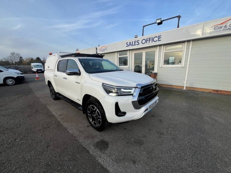 2022 Toyota Hilux Invincible D/Cab Pick Up 2.4 D-4D PICK UP DIESEL Manual