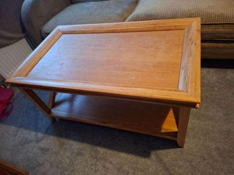 Coffee table strong and beautiful 