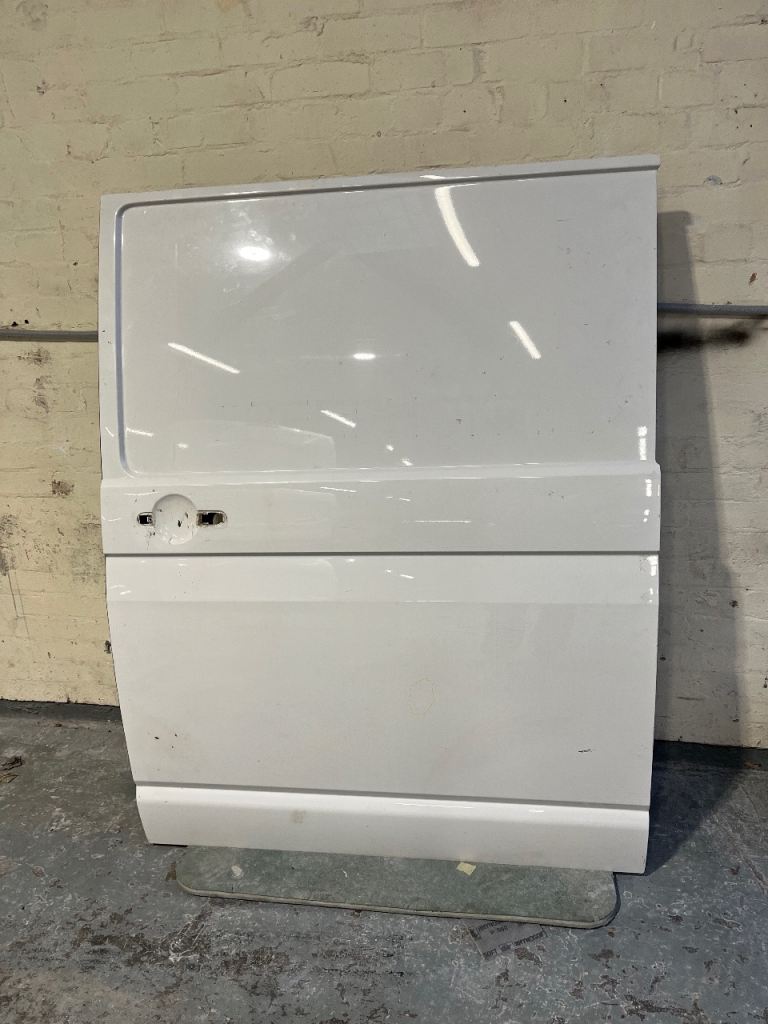 VW Volkswagen Transporter T6.1 Sliding Door Shell