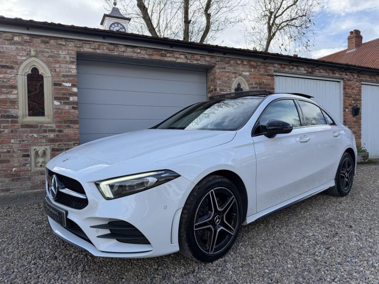 MERCEDES-BENZ A CLASS 1.3 A250e 15.6kWh AMG Line Edition 2022