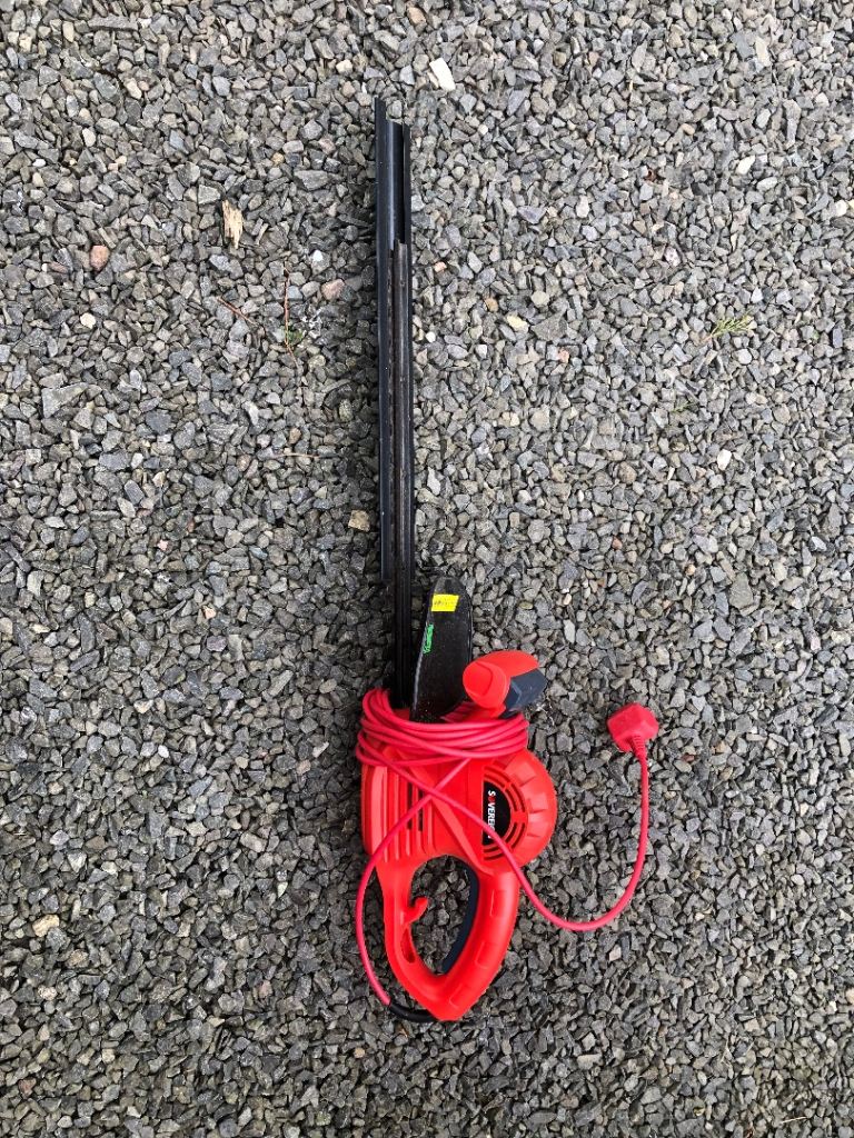 Electric Hedge Trimmer