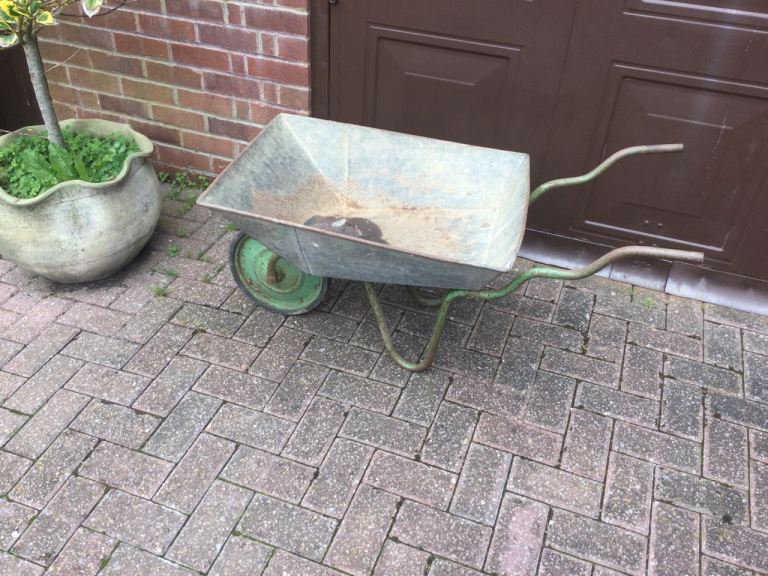 Garden wheelbarrow 