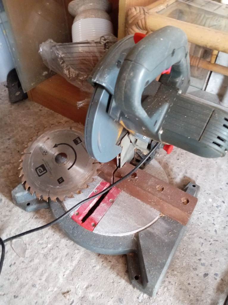Pro performance mitre saw 