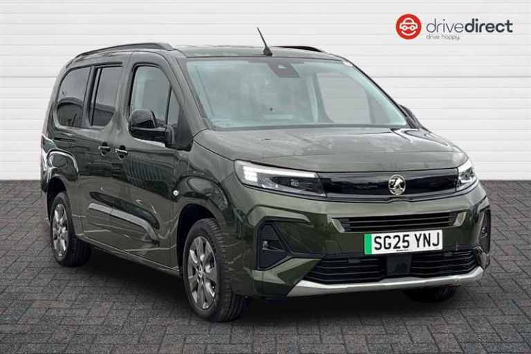 2025 Vauxhall Combo Life 100kW Ultimate XL 52kWh 5dr Auto MPV ELECTRIC Automatic
