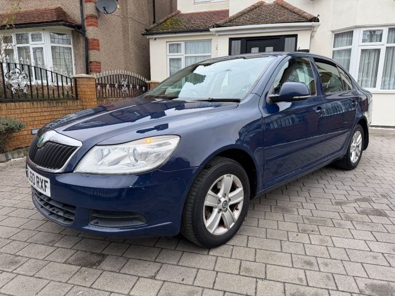 Skoda, OCTAVIA, Hatchback, 2011, Manual, 1197 (cc), 5 doors