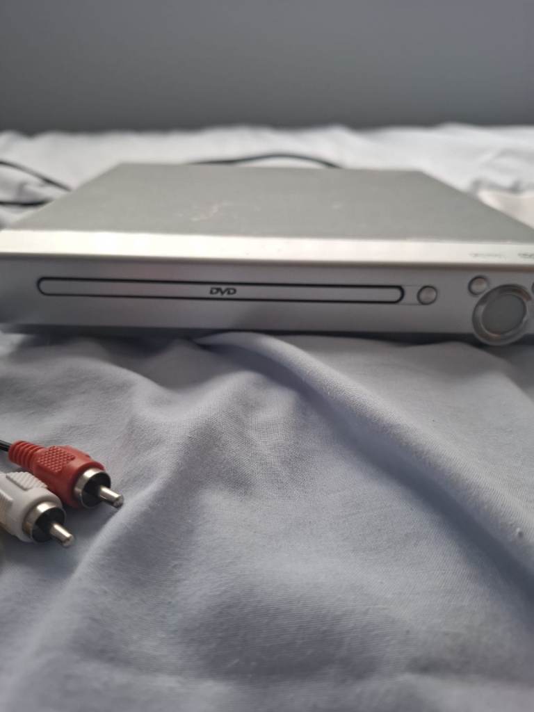 DVD BLUE RAY DISC PLAYER 