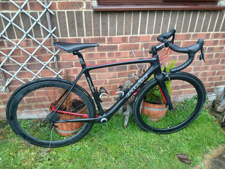 Onix black rh pro carbon frame and carbon wheels