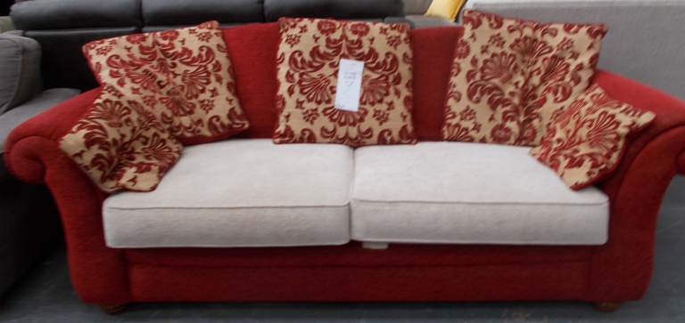 Lovely Red Fabric Four-Seater Sofa with Patterned Cushions 00060A