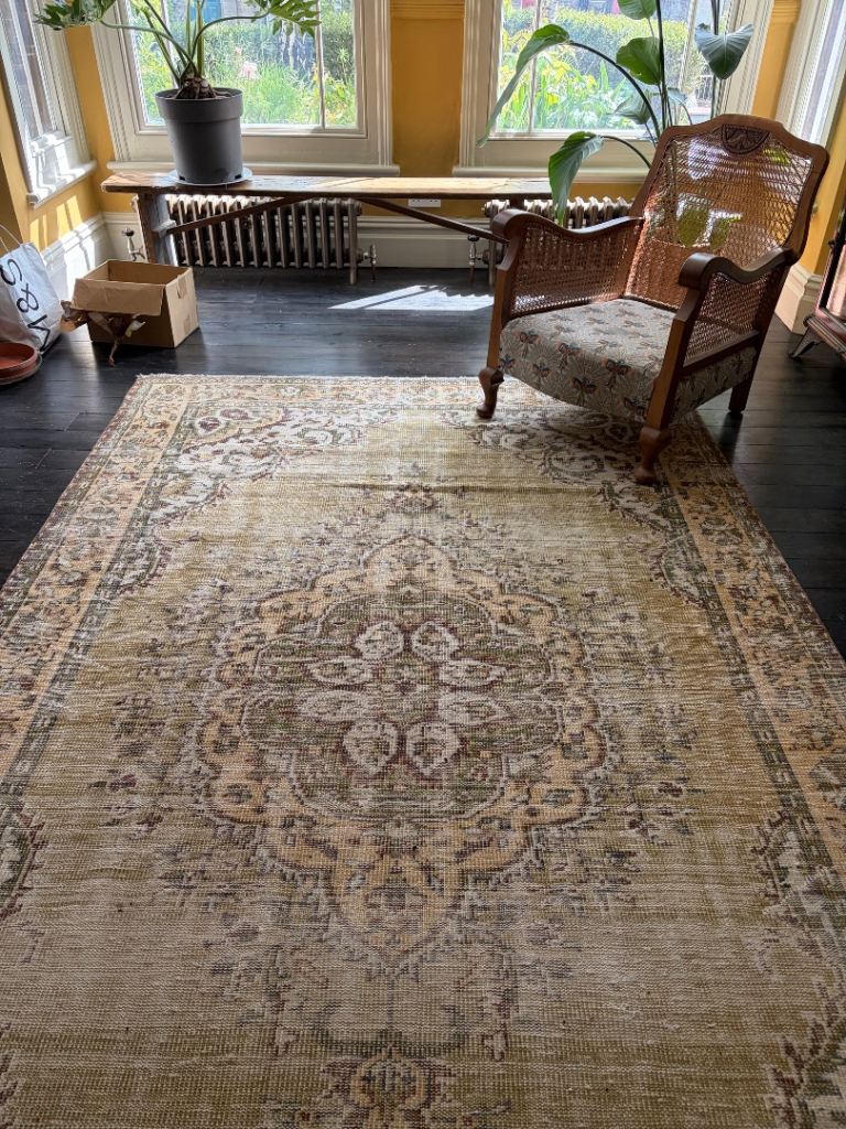 Patterned rug