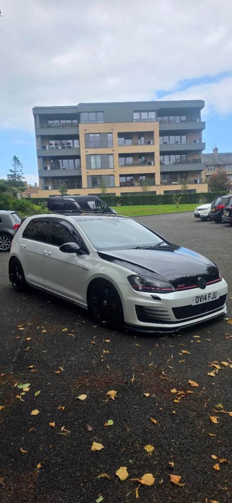 Volkswagen, GOLF, Hatchback, 2014, Semi-Auto, 1984 (cc), 5 doors