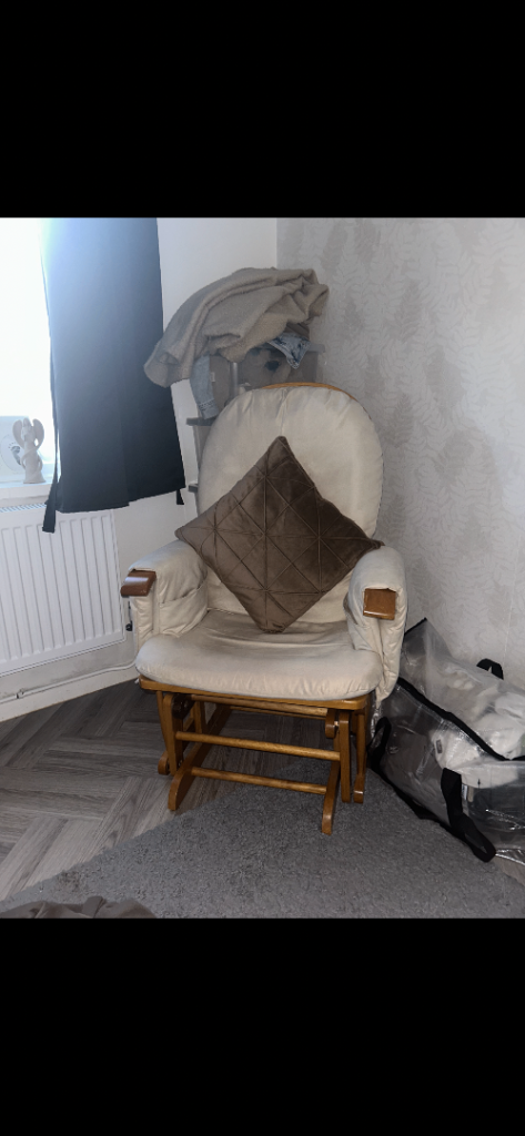 Baby rocking chair 