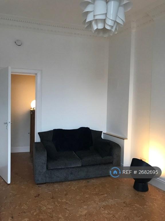 1 bedroom flat in Argyle Street, Glasgow, G3 (1 bed) (#2682695)