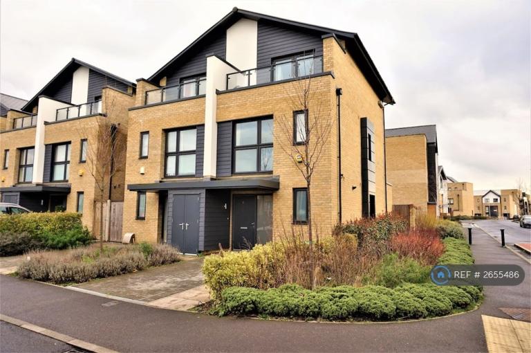 3 bedroom house in Elderberry Close, Romford, RM3 (3 bed) (#2655486)