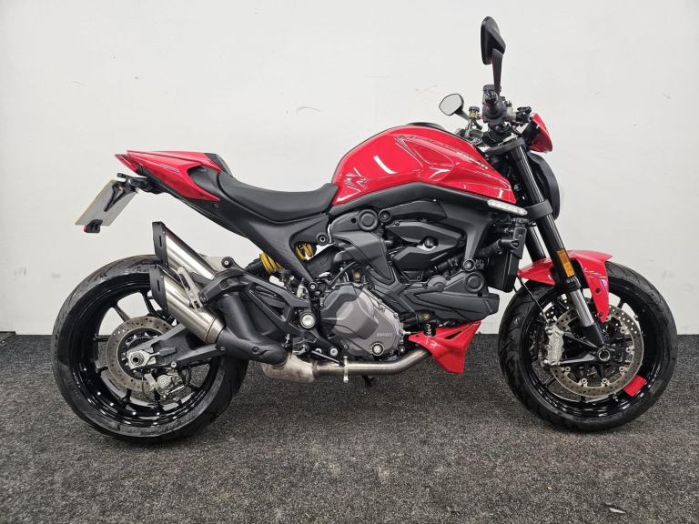 DUCATI MONSTER 937 PLUS ** LOW MILEAGE - QUICKSHIFTER - 12 MONTH MOT **