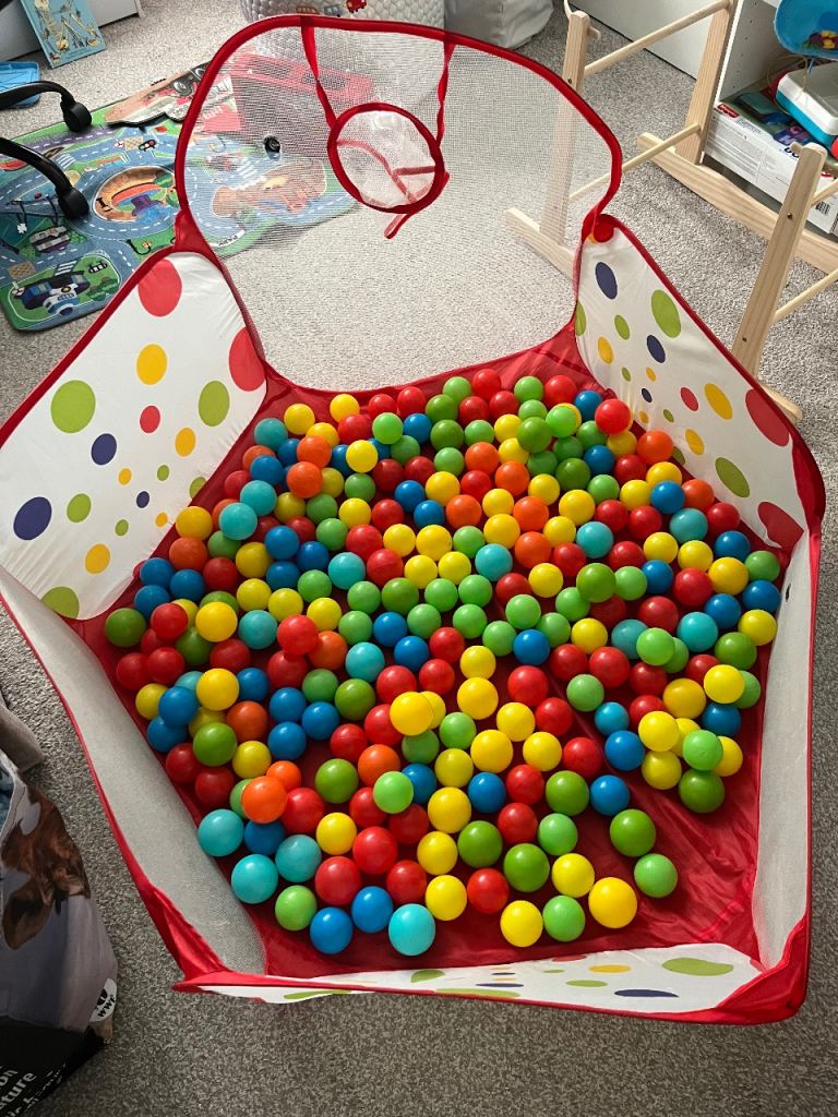 Kids Ball Pit with Balls 