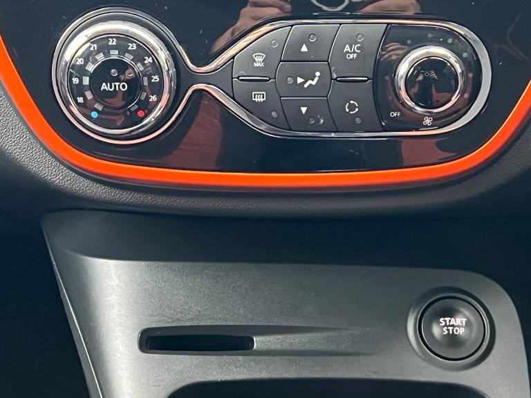 2017 Renault Captur 1.5 dCi ENERGY Dynamique S Nav SUV 5dr Diesel Manual Euro 6