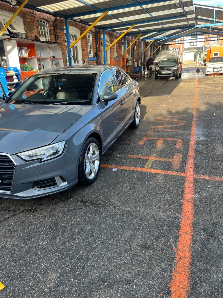 Audi, A3, Saloon, 2016, Semi-Auto, 1598 (cc), 4 doors