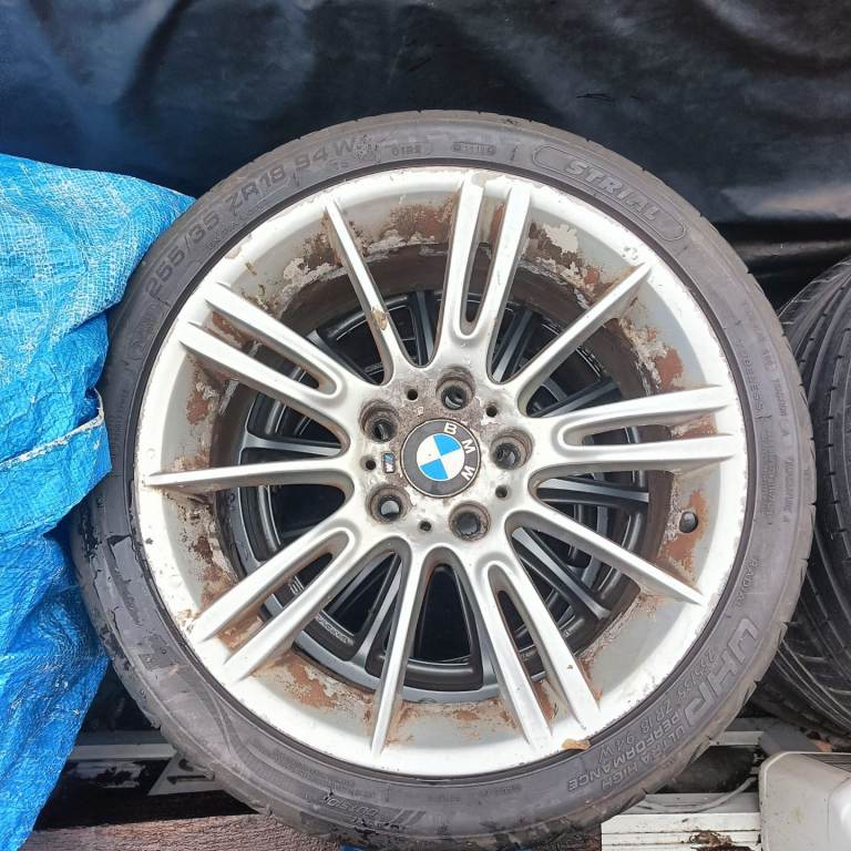 2x BMW 18inch Alloy Wheels Good Tyres 255/35R18