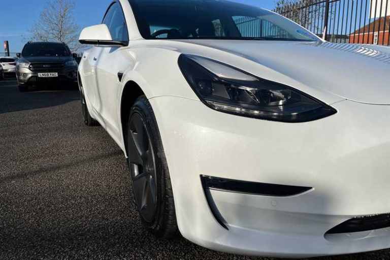 2021 Tesla Model 3 (Dual Motor) Long Range Saloon 4dr Electric Auto 4WDE (346 ps) Saloon Electric...