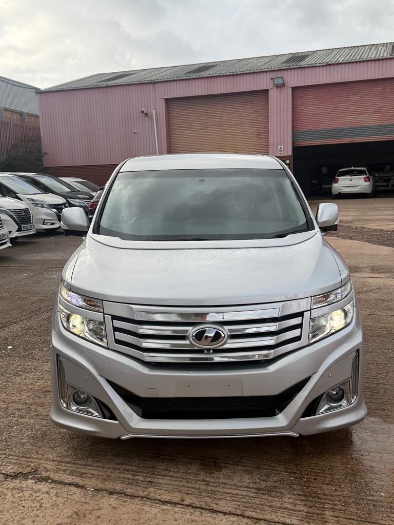 2012 Nissan Elgrand Impul edition 2.5 mpv Petrol Automatic