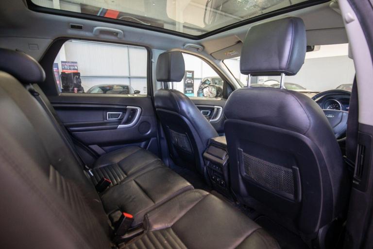 2016 Land Rover Discovery Sport 2.0 TD4 HSE Luxury SUV 5dr Diesel Auto 4WD Euro 6 (s/s) (180 ps) ...