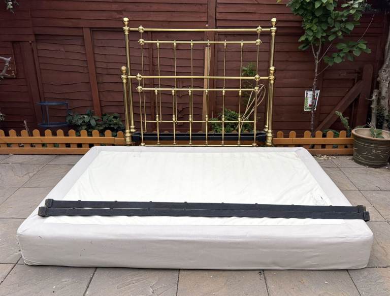 Stunning Victorian All Brass & Cast Iron Double Bed Frame & Base (Spare of Repair) 