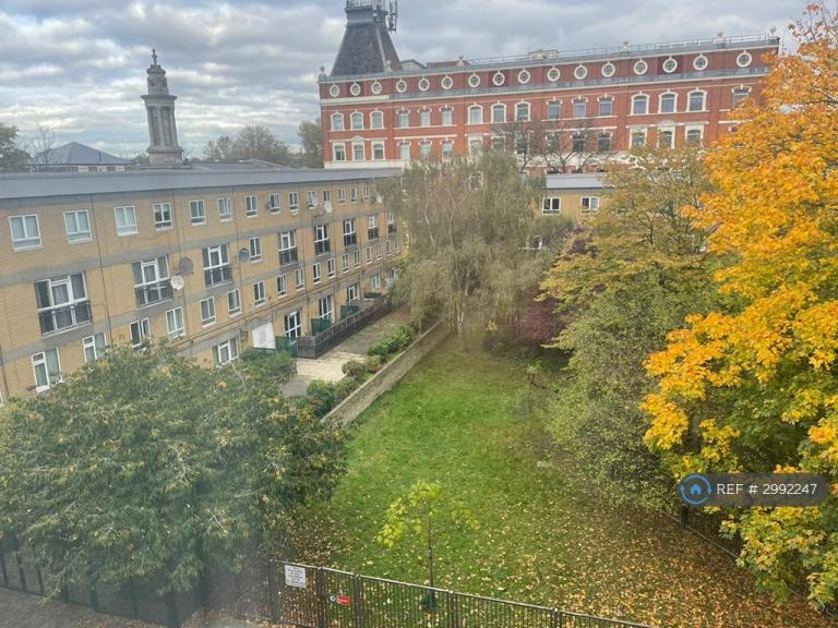 3 bedroom flat in Billingley, Camden, NW1 (3 bed) (#2992247)