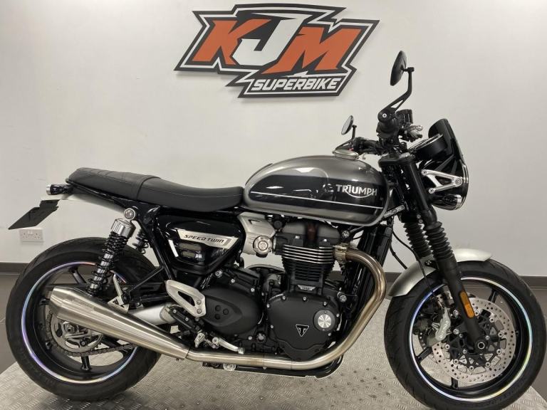 TRIUMPH SPEED TWIN 1200, 2019/19, JUST 7,212 MILES COVERED EITH FSH