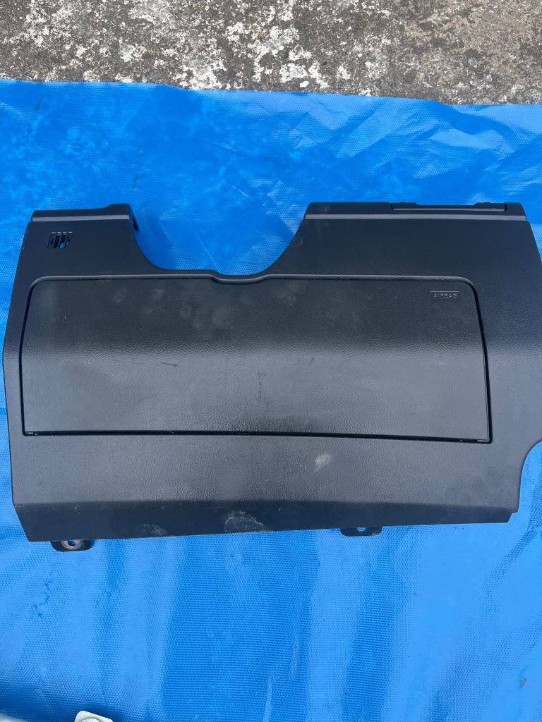 Freelander 2 2013, os under dash airbag unit