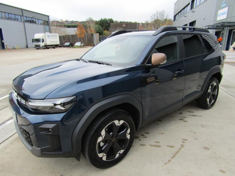  Dacia Bigster 1.2 TCe 140 EXTREME MHEV MILD HYBRID EURO 6 (s/s) LEFT HAND DRIVE  SUV Petrol Manual