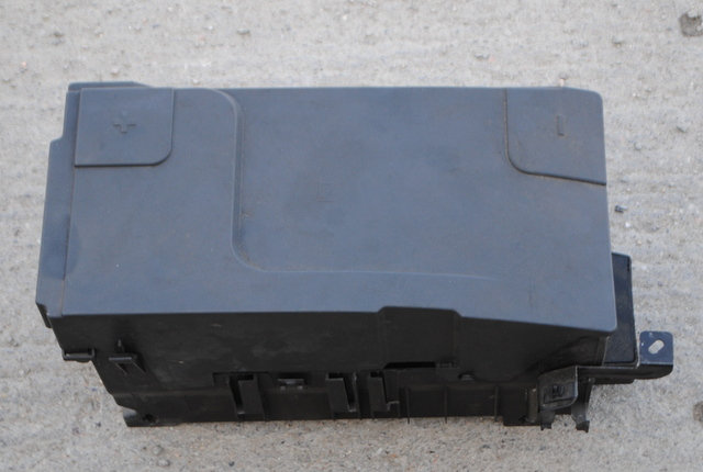 2013-2016 VAUXHALL INSIGNIA 2.0 DTI BATTERY BOX TRAY