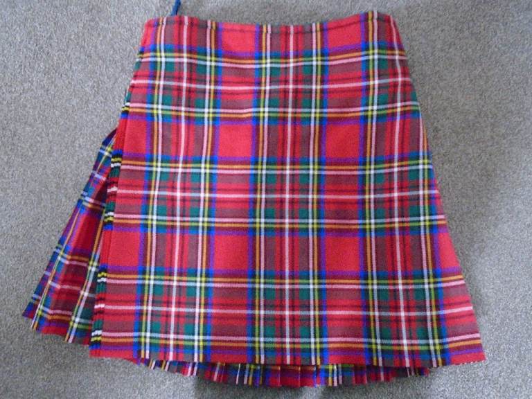 Quality Mens 100 % wool kilts various sizes, please read description, football, rugby, weddings etc