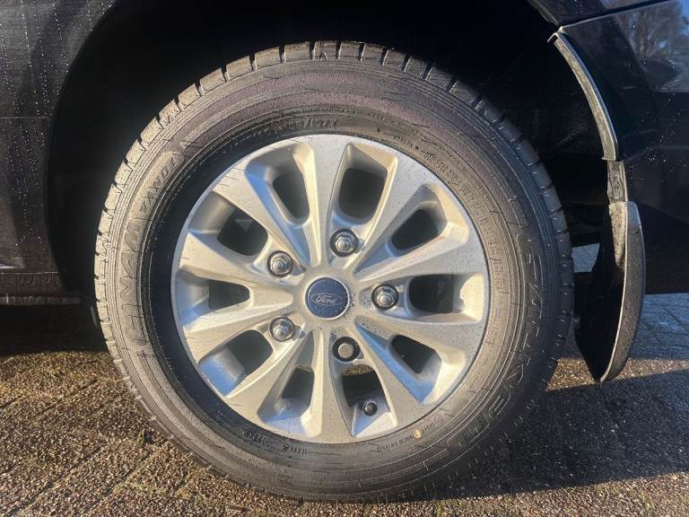 2022 Ford Transit Custom 2.0 EcoBlue 130ps Low Roof Limited Van Auto PANEL VAN DIESEL Automatic