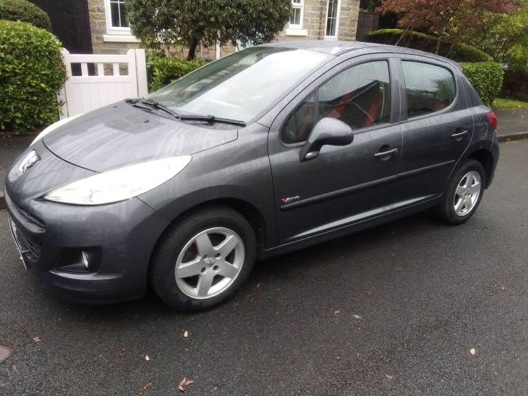 Peugeot 207, 2 lady owners only 52,000 miles