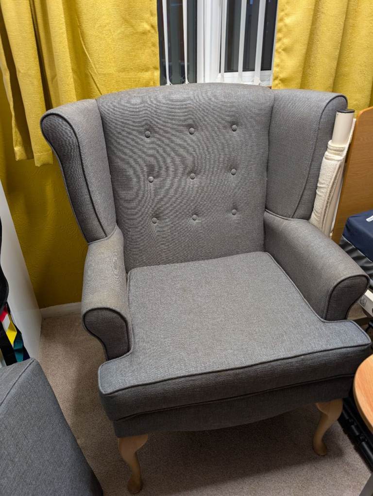 Bariatric fire side chair 