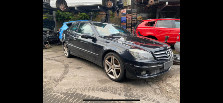 BREAKING 2009 Mercedes-Benz CLC - All parts available 